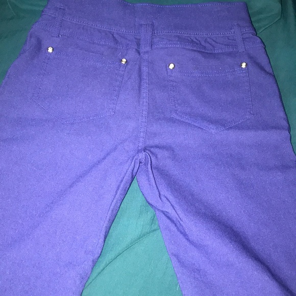 Shorts - Picture 2 of 2